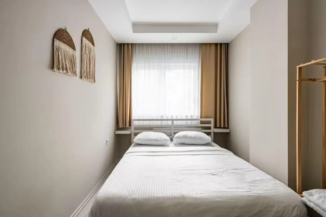 Gokmen Residences
