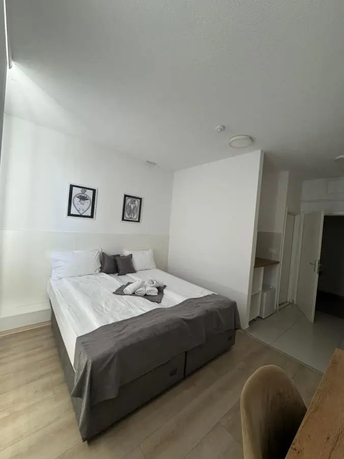 Orange Business Centar Apartments