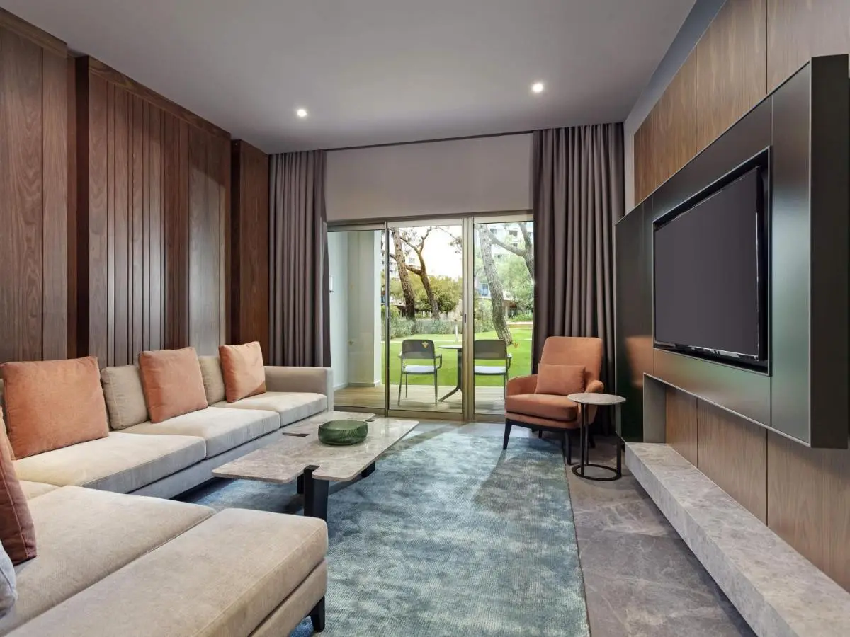 Rixos Sungate - The Land of Legends Access