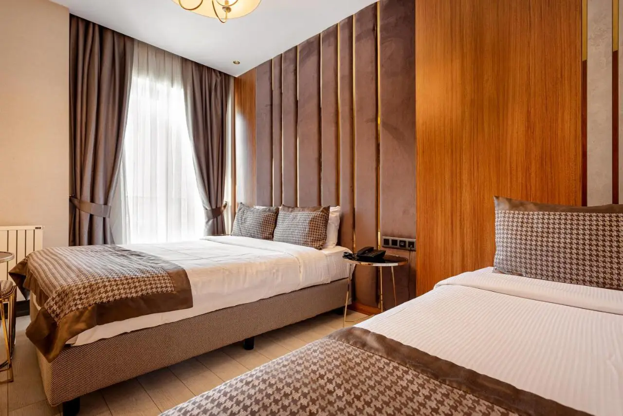 Santra Hotel