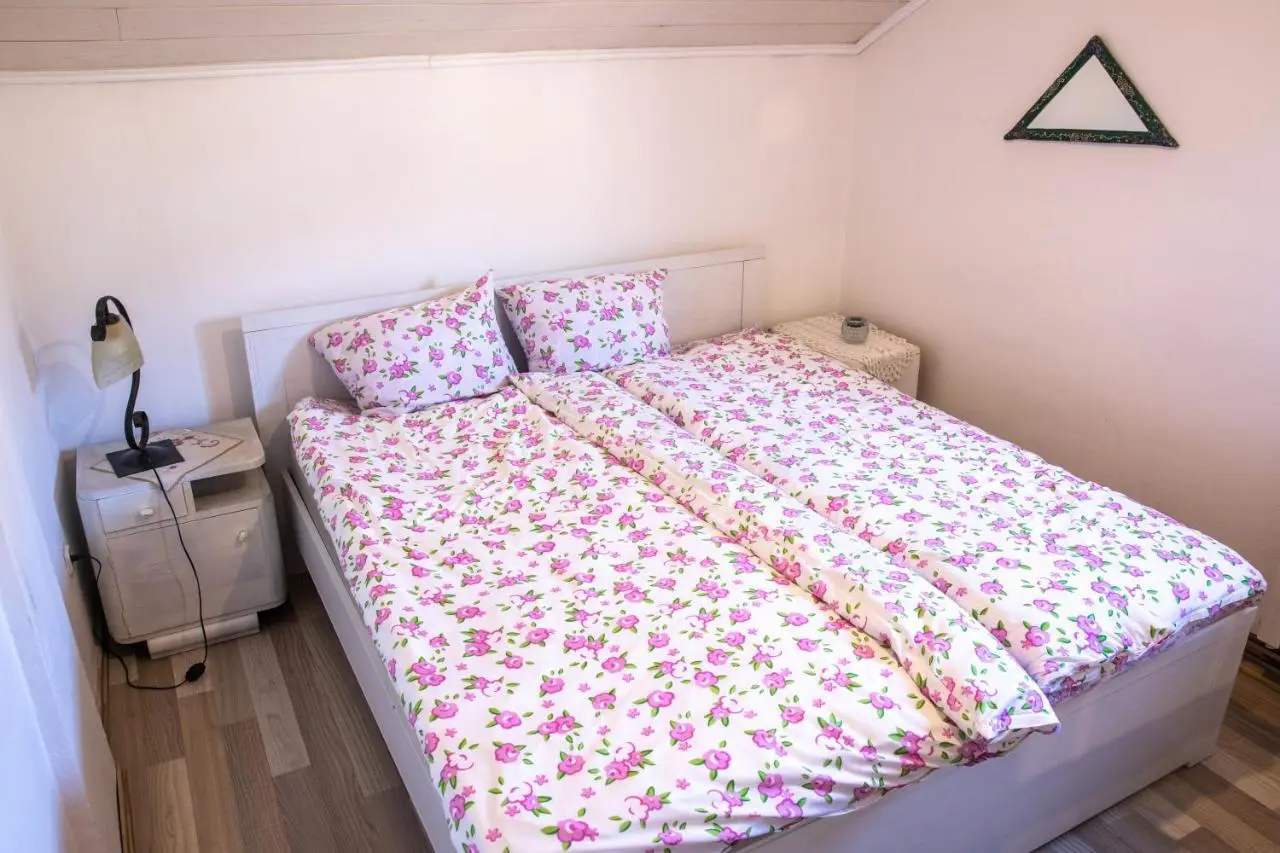 Guest House Fena