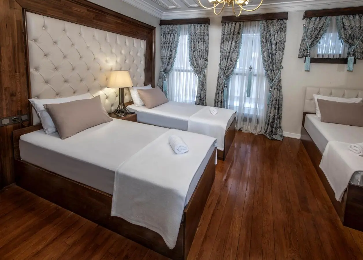 Mezzo Hotel