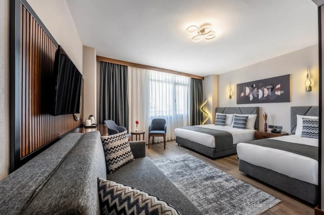 Hotel Bristol