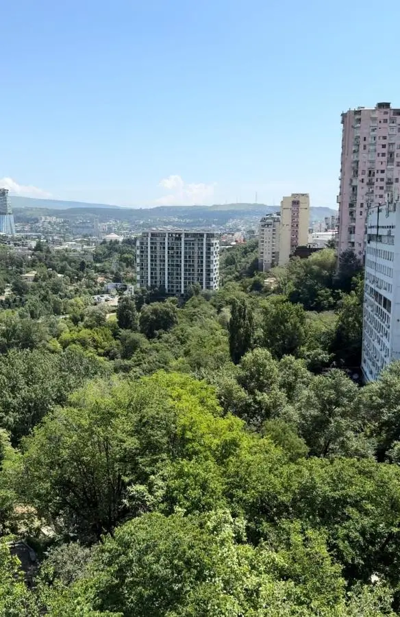 2-Bedroom Apartment with Spacious Park View Balcony - Parking - Vake, Tbilisi