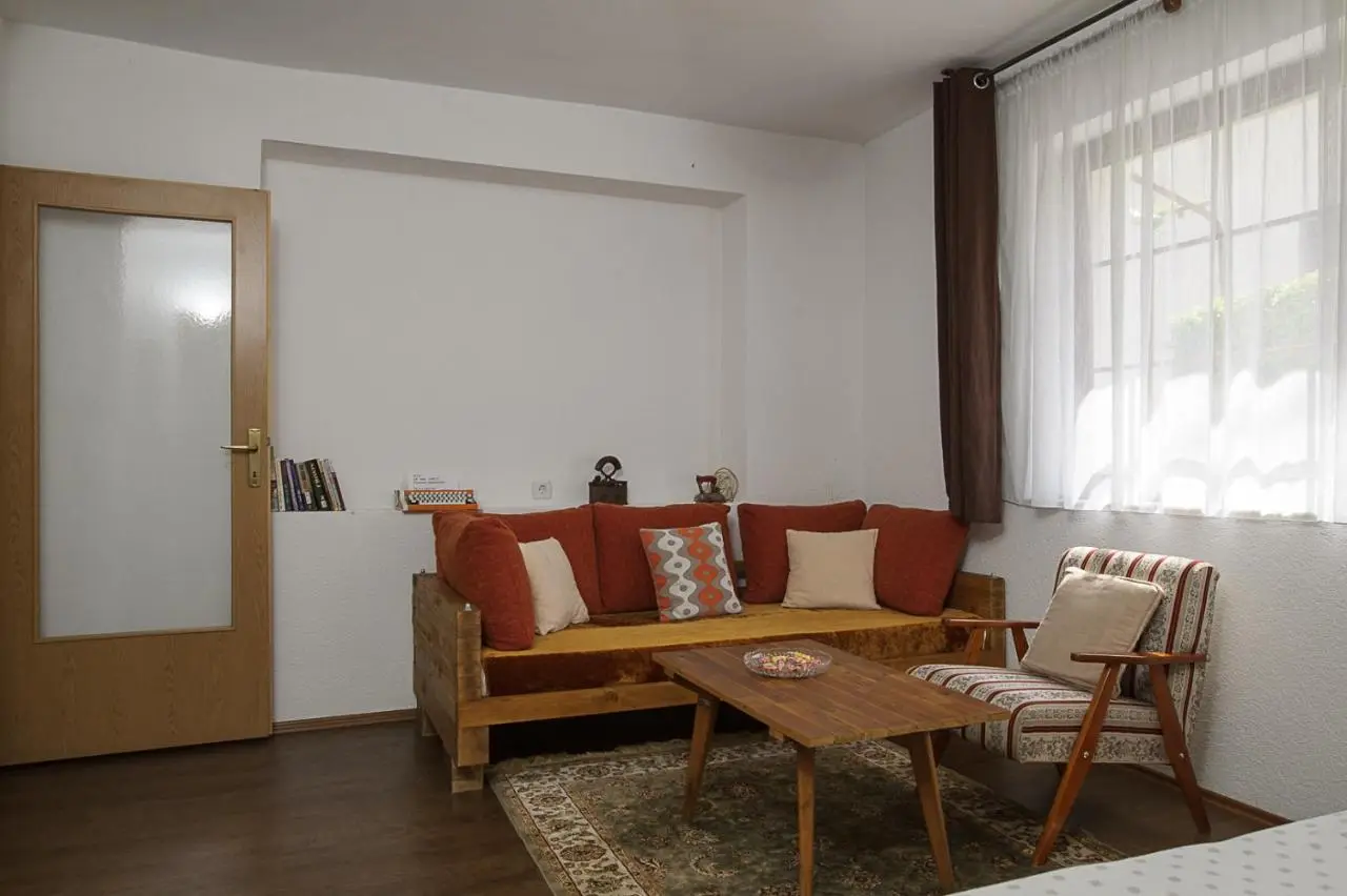 Apartment Raza