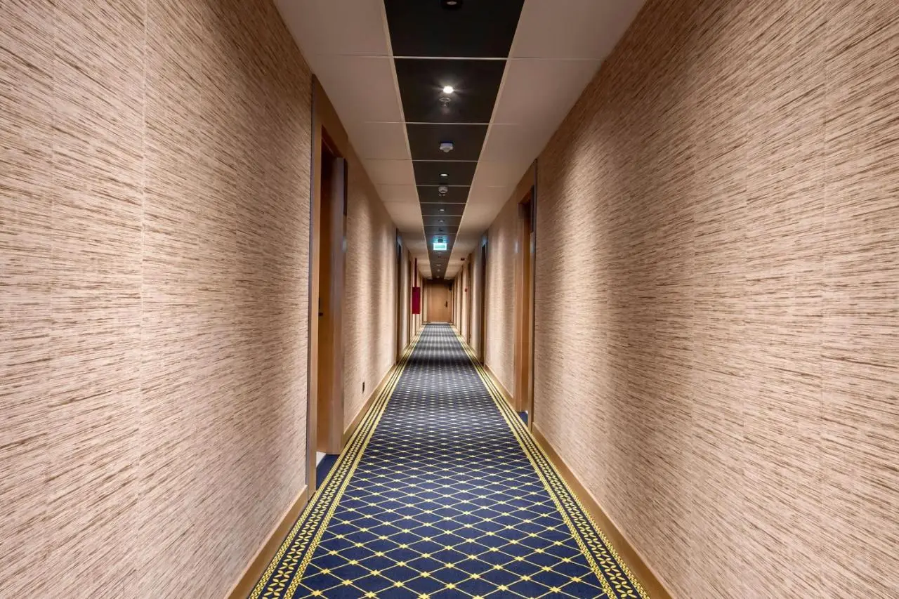 The Grandeur Hotel