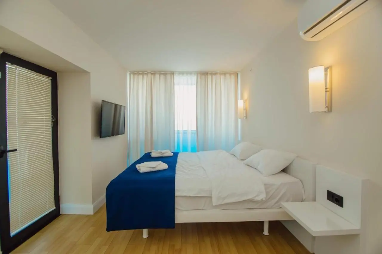 VIP HOTEL Sea view in batumi R