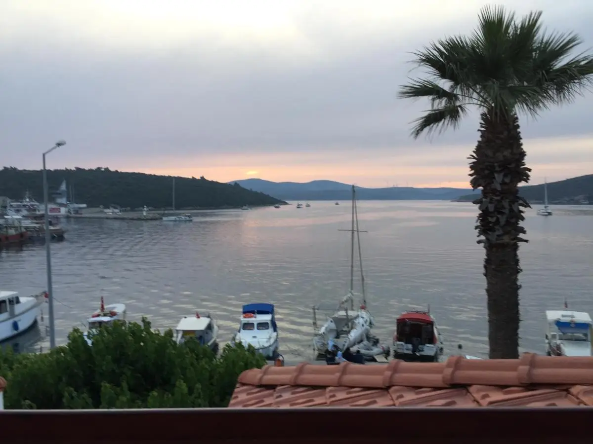 Teos Lodge Pansiyon