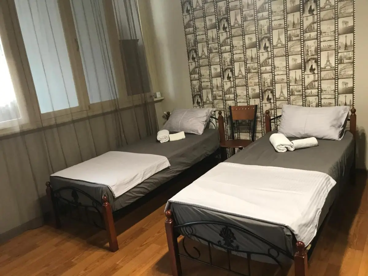 flat 44