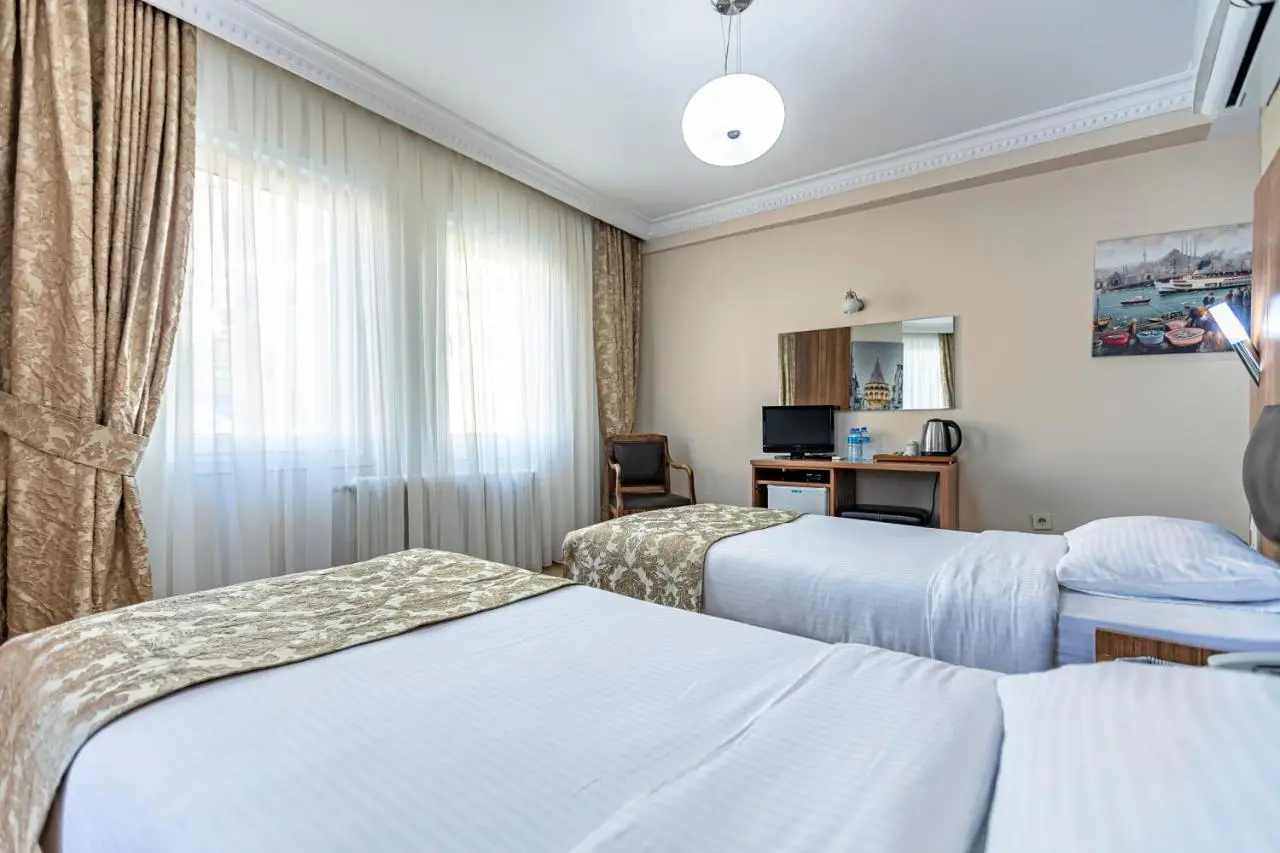 Elasophia Hotel