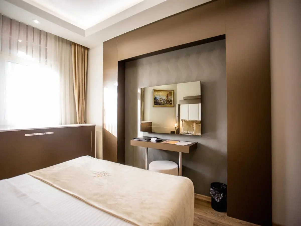 Bonne Sante Hotel