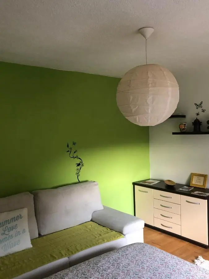Apartment Incognito