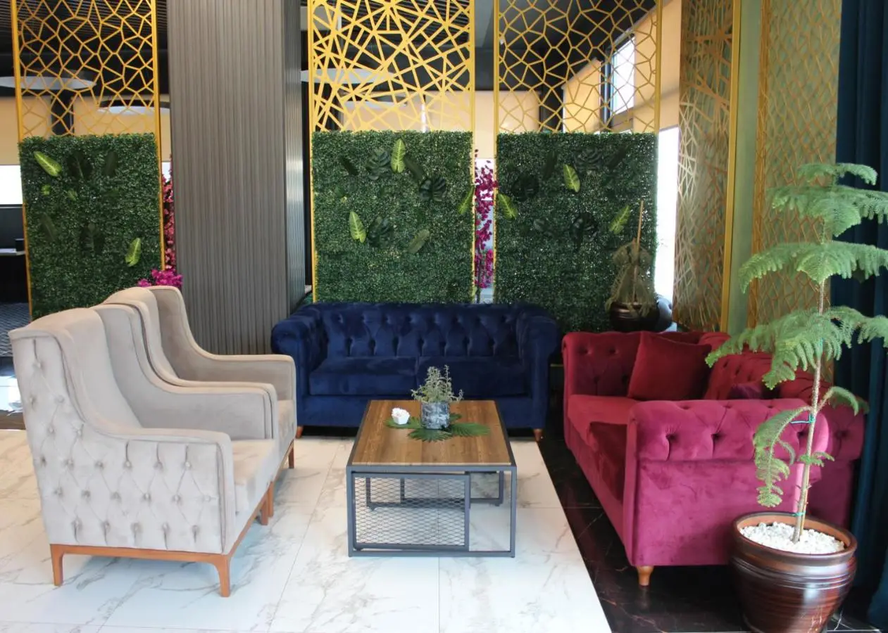 Aram Otel Business & Luxury