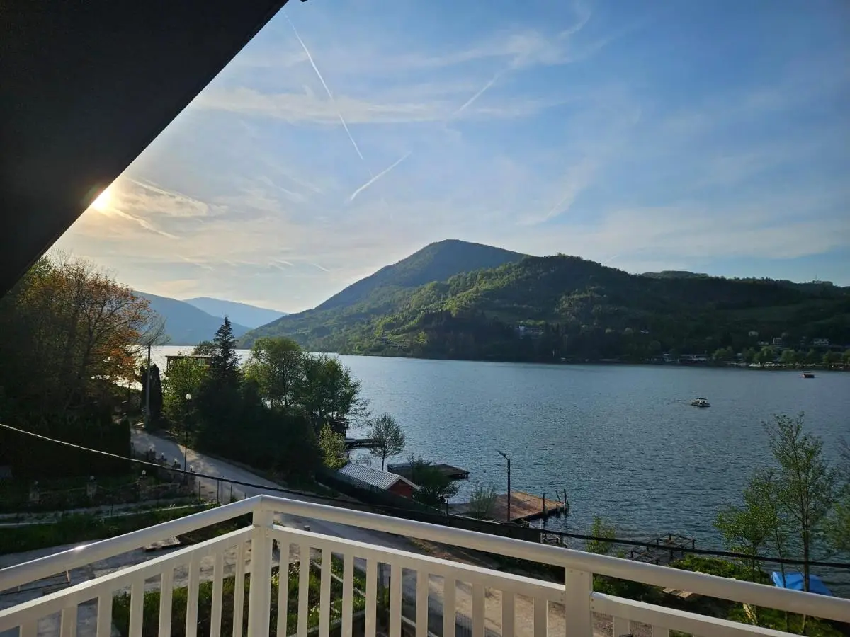 Villa Pliva Lake 2
