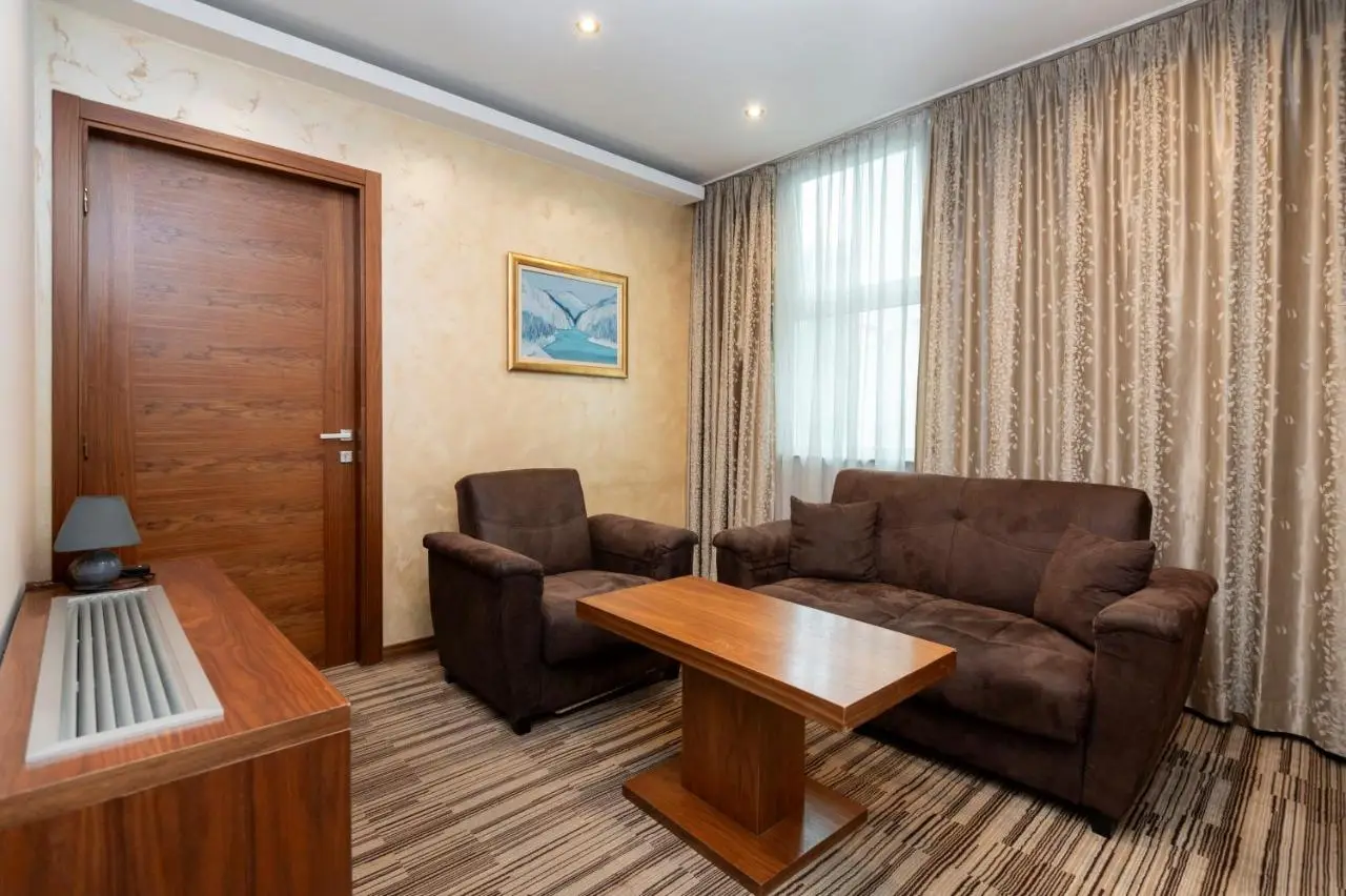 Hotel Bistrik City Center