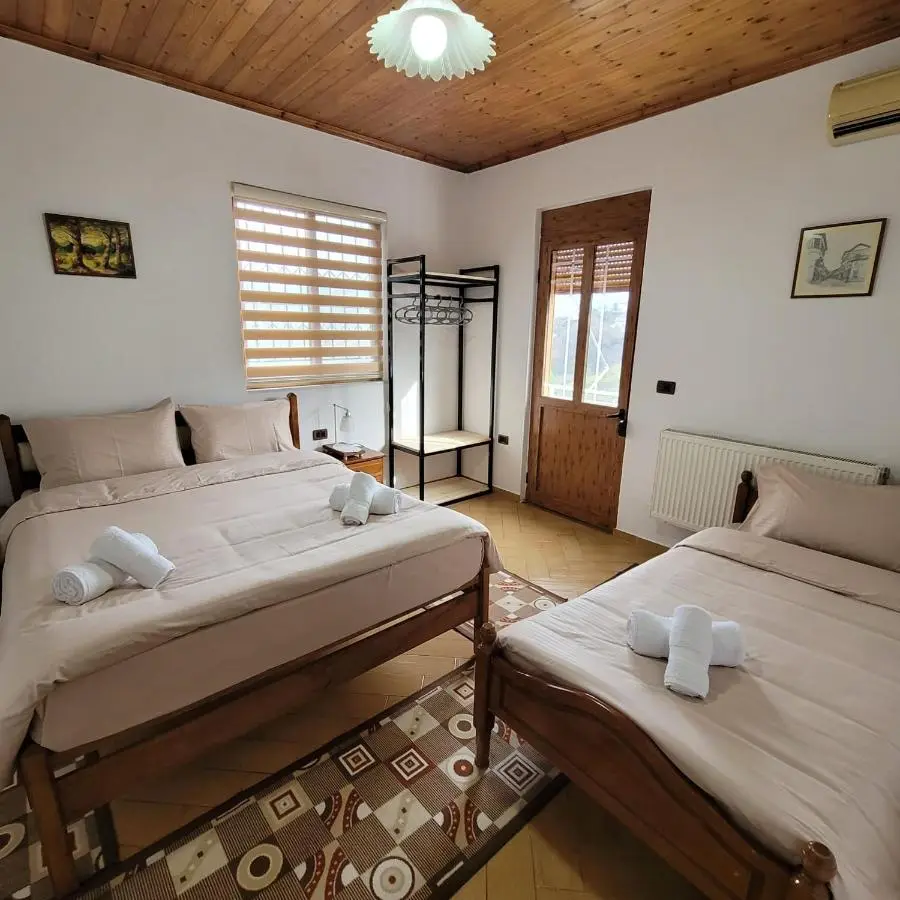 Jona Guest house