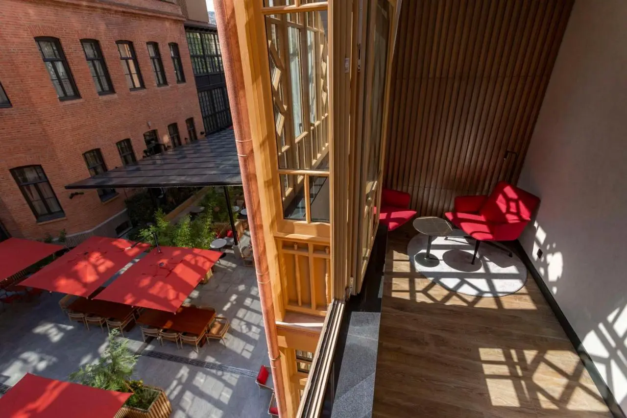 Radisson RED Tbilisi