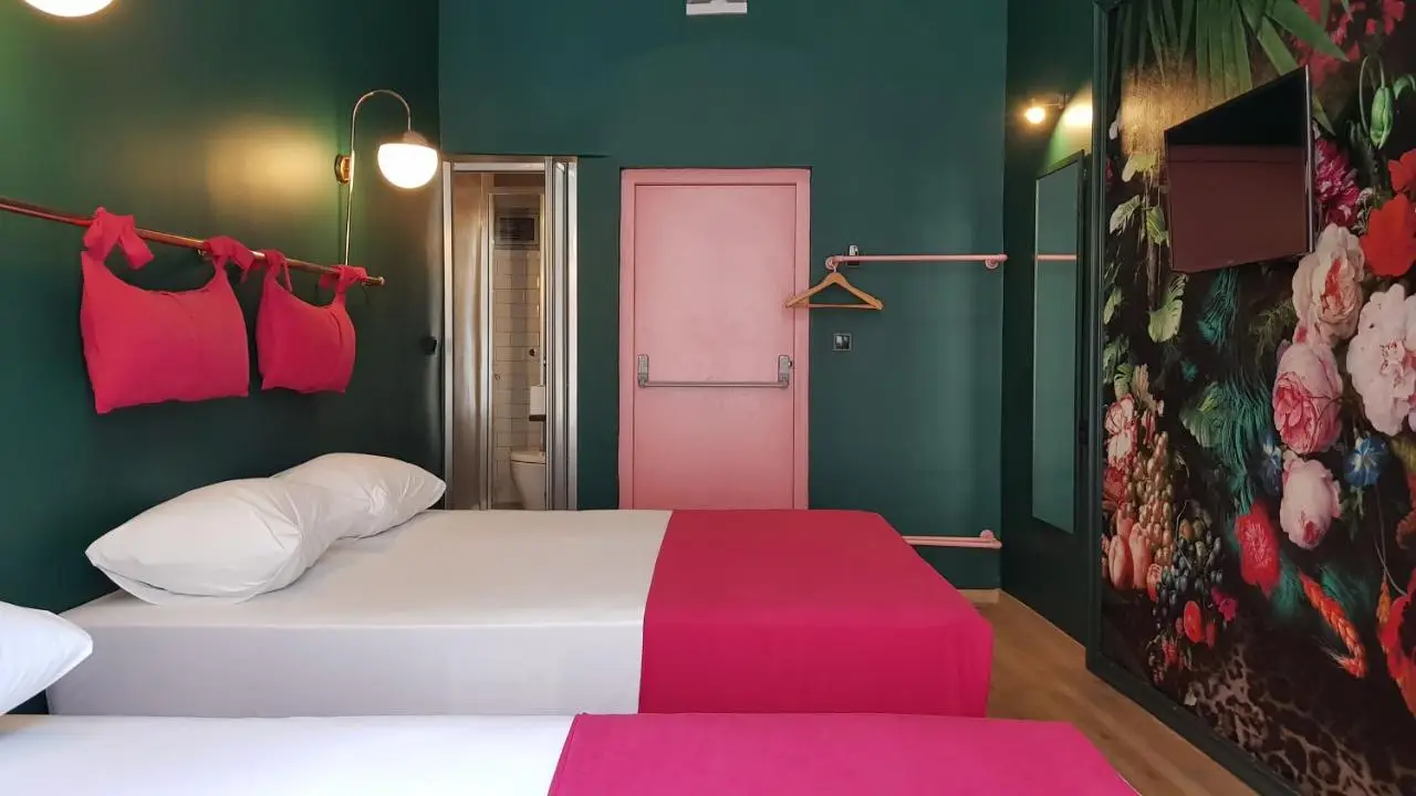 Casa Rosa Suites