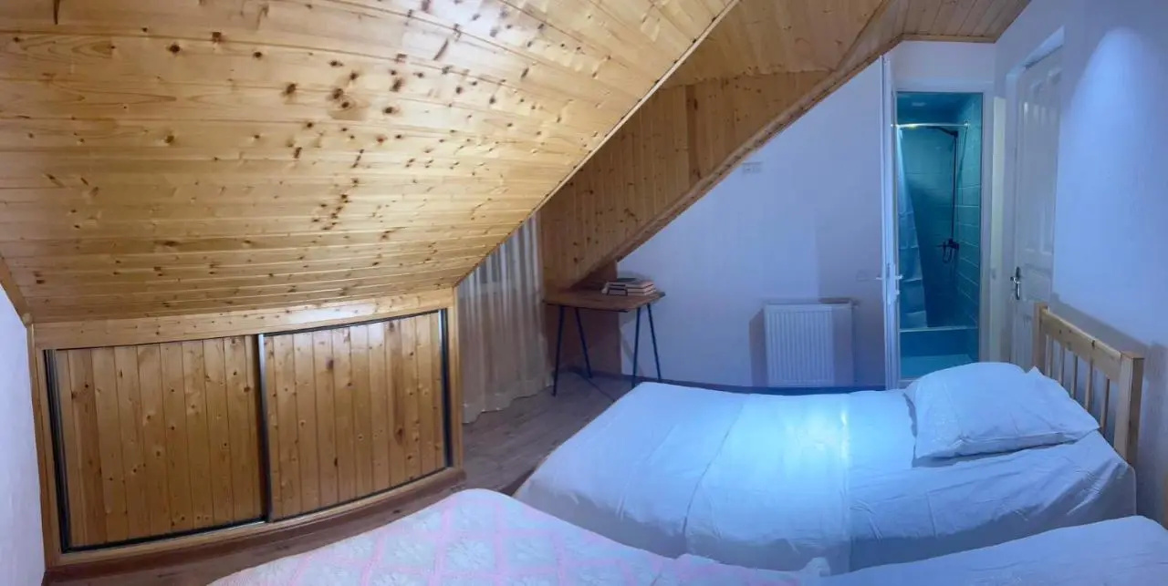 Nino & Irodi's Guest House