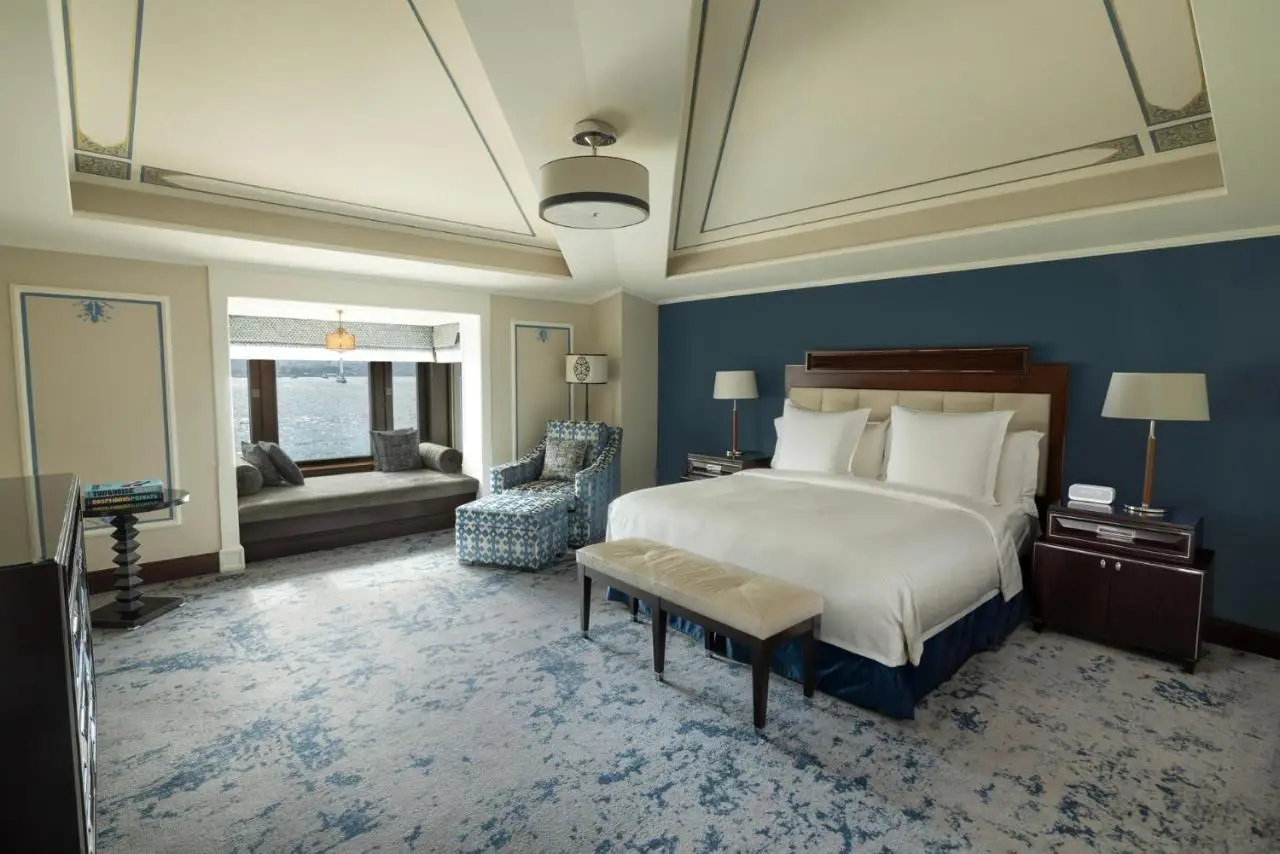 Four Seasons Hotel Istanbul at the Bosphorus