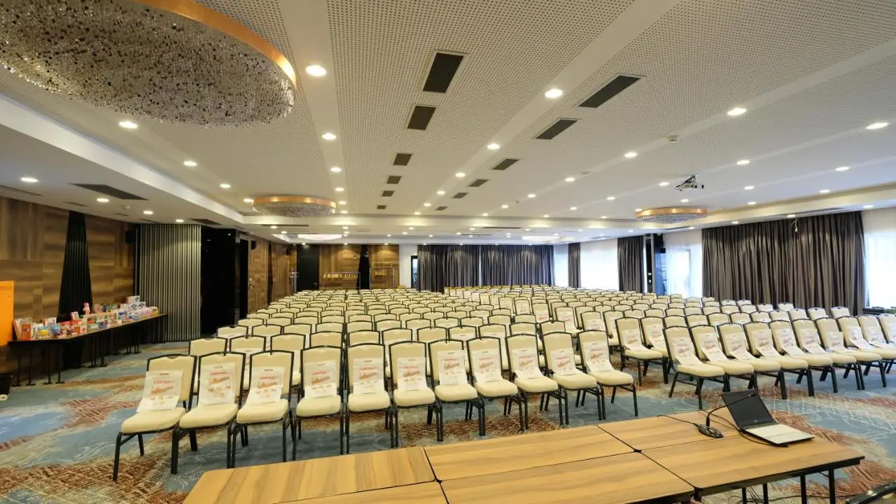 Hollywood Hotel