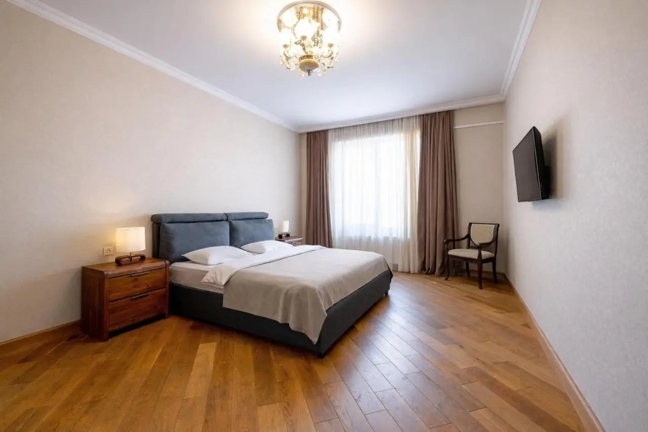 Golden Apartment On Mtatsminda