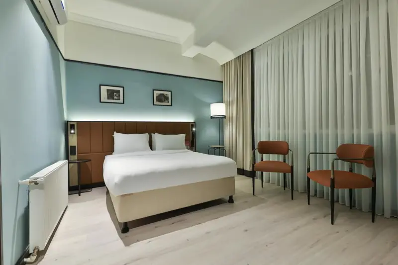 EA Exclusive Hotel