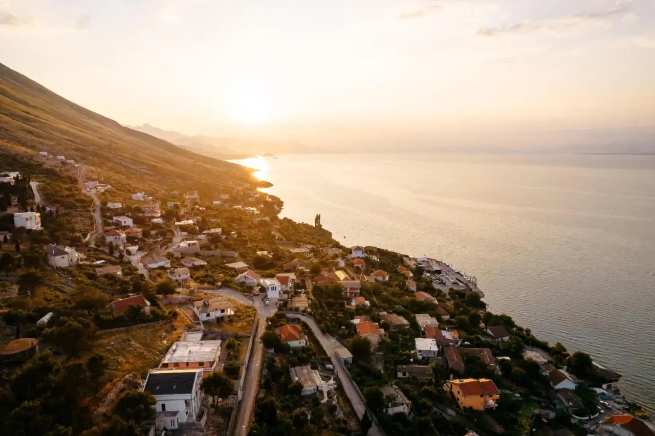 Panoramic View over Shkodra's Lake - Serena Home