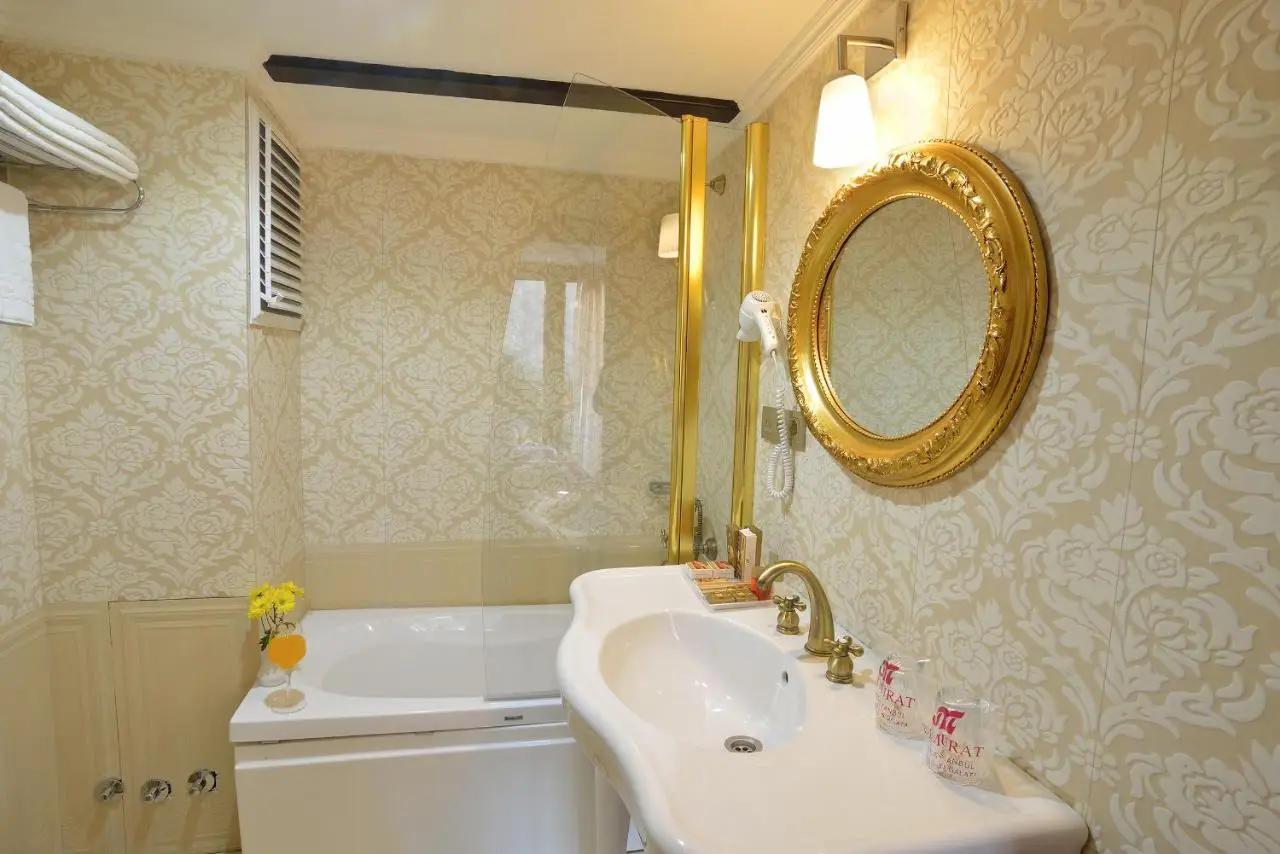 By Murat Royal Hotel Galata