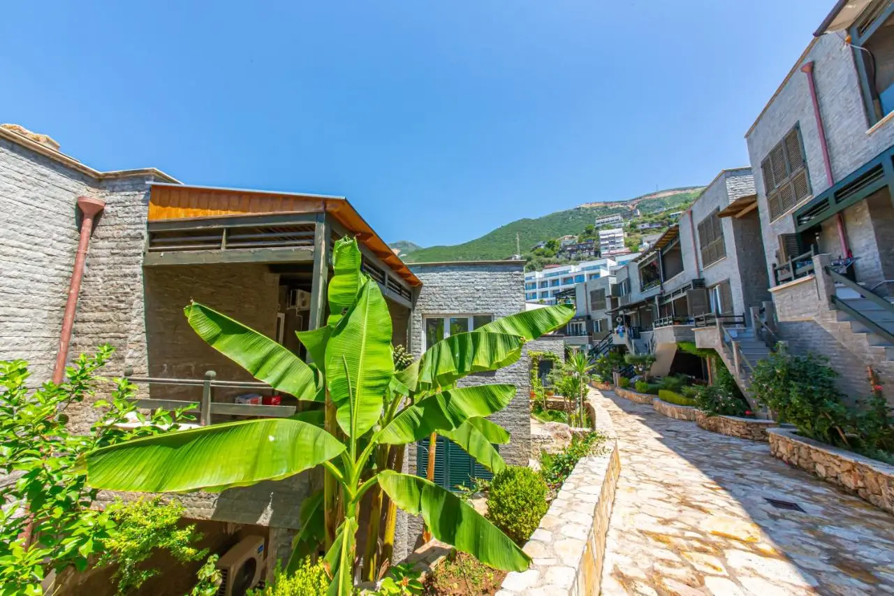 Luxury Villa 4