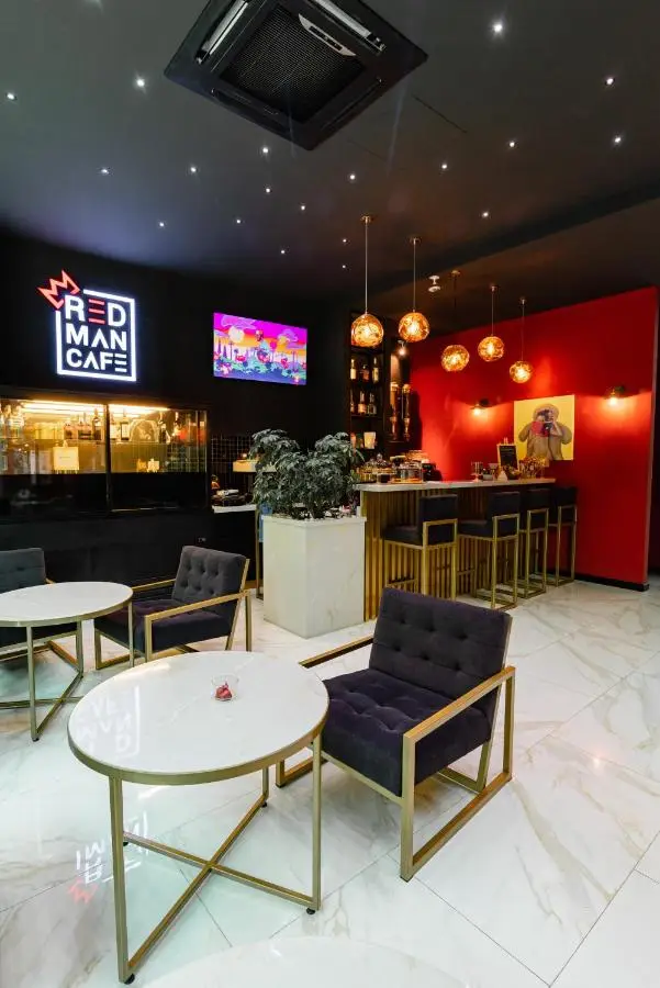 Royal Plaza Hotel