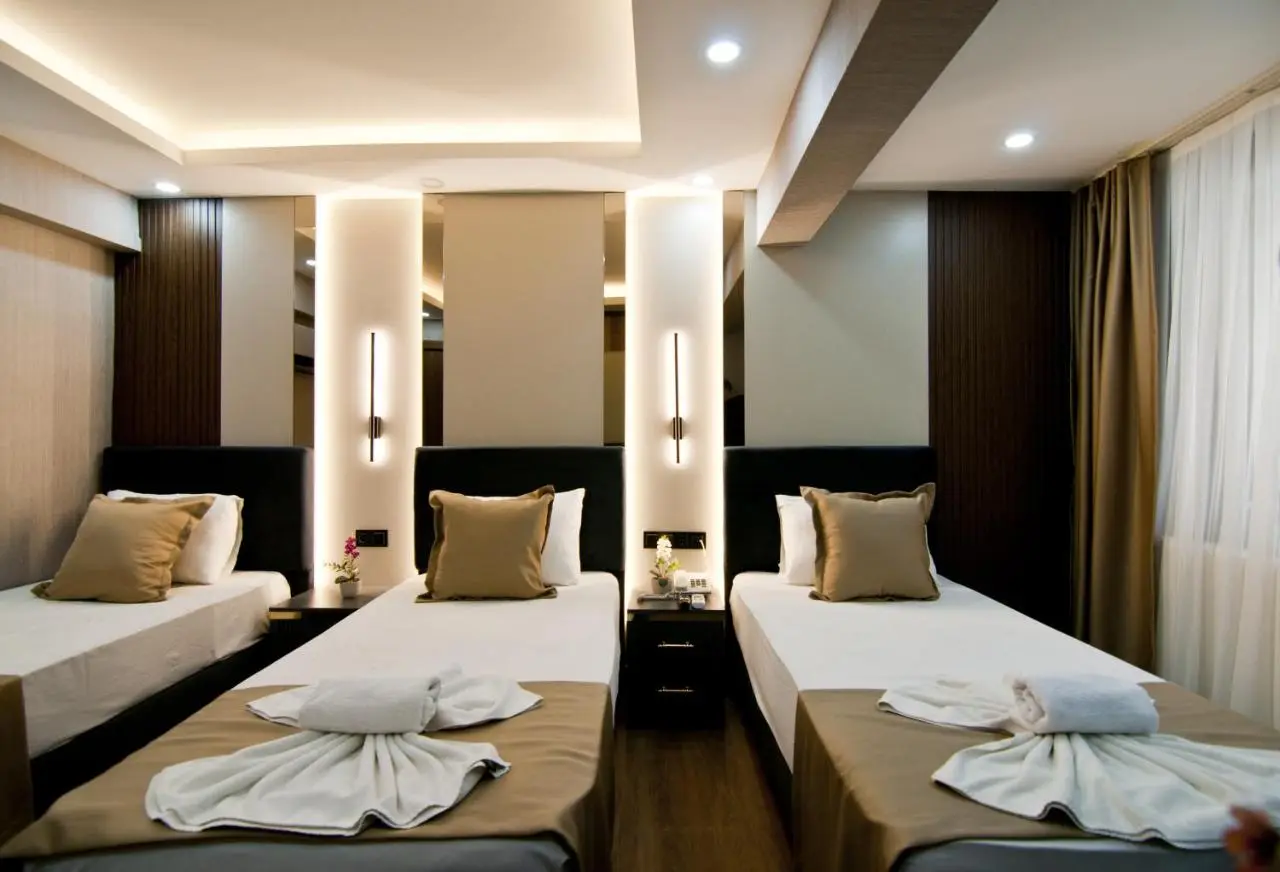 Grand Bagoz Hotel