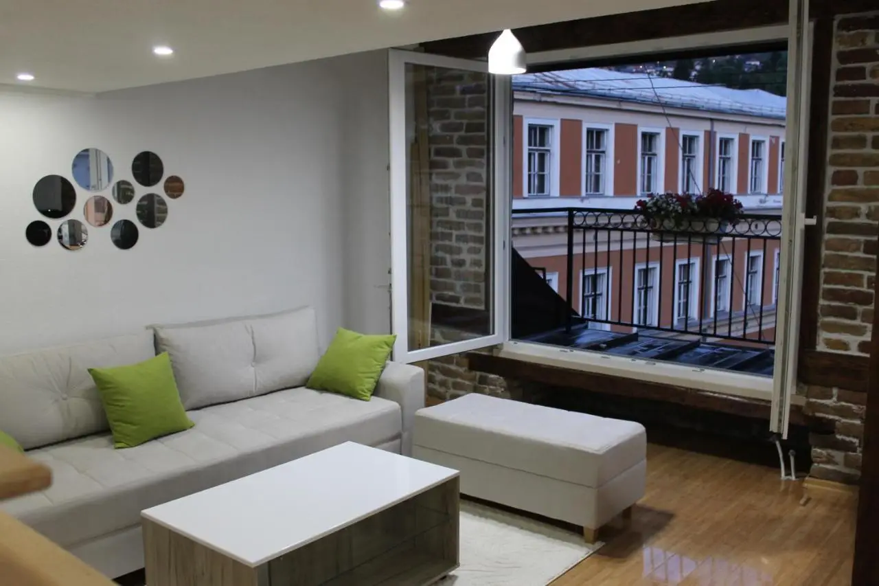 Apartman Story
