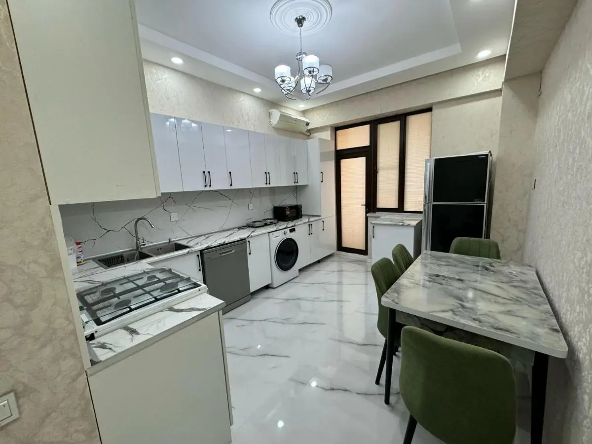 Baku Holiday Luxe Family Apartment