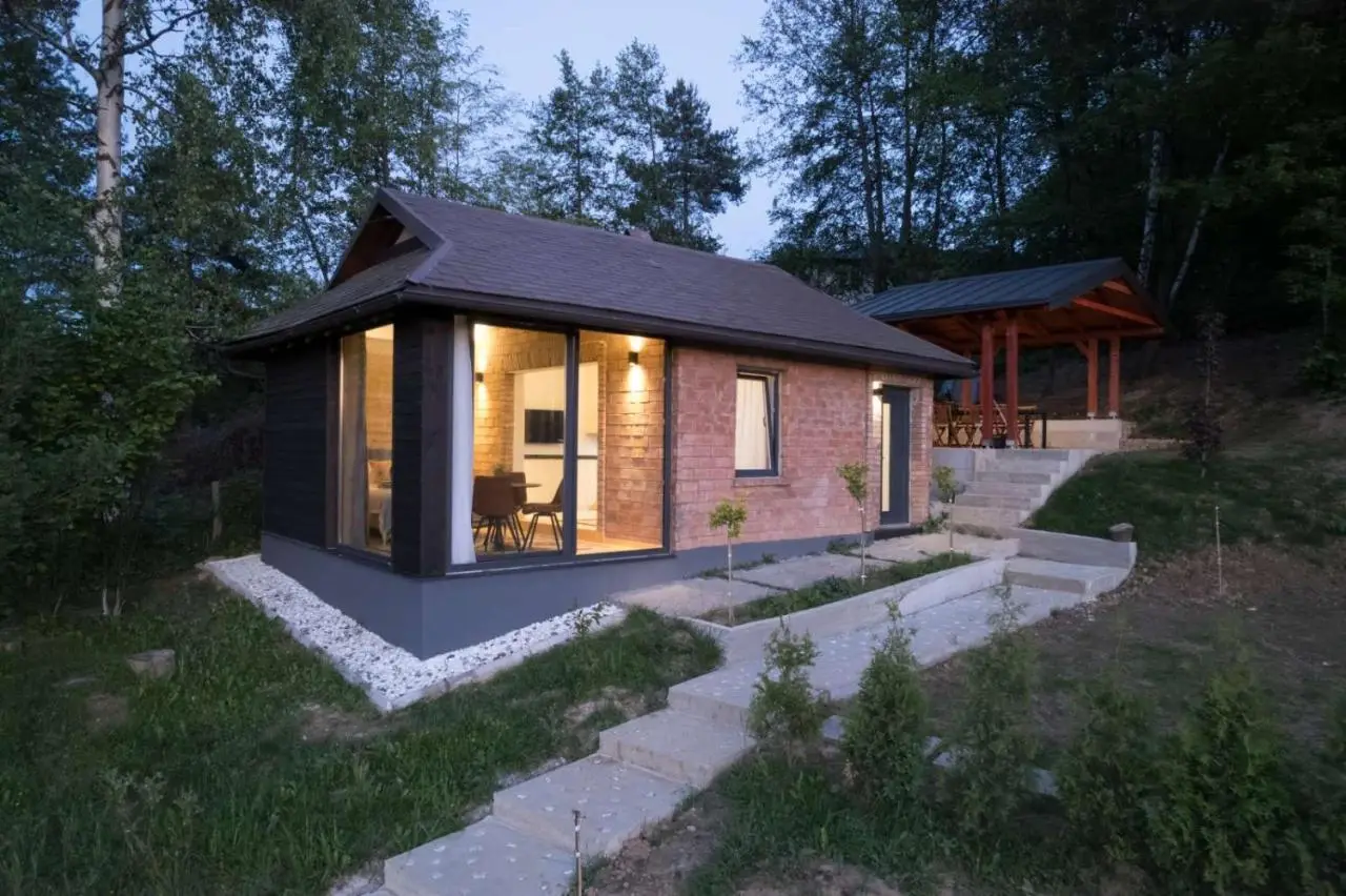 BLOK- Brick cottage