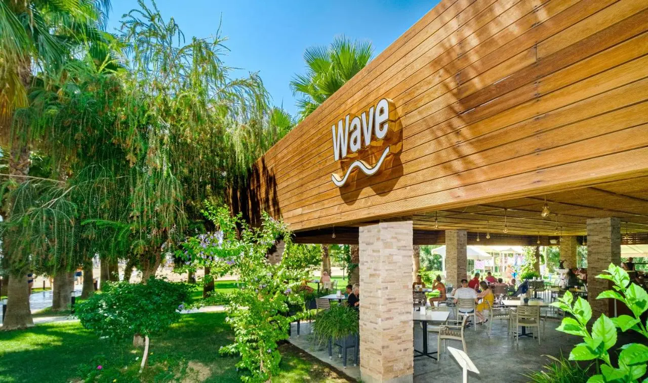 Royal Garden Beach Hotel