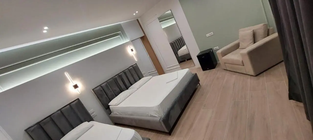 HOTEL KRISTAL