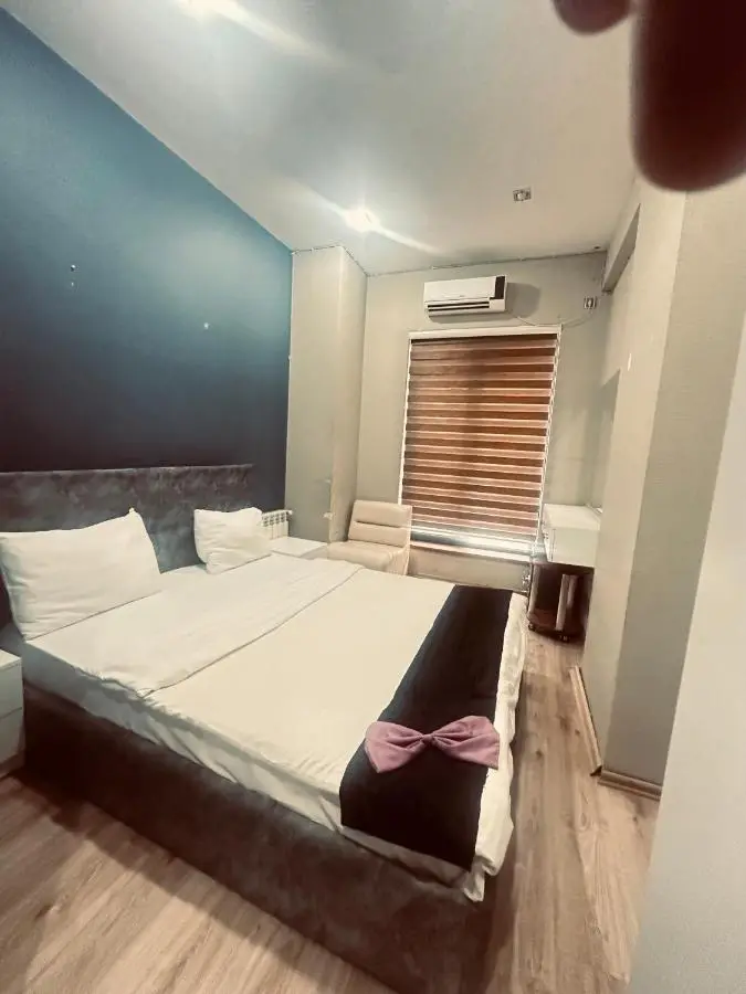 Konsul Apartment Nizami Street