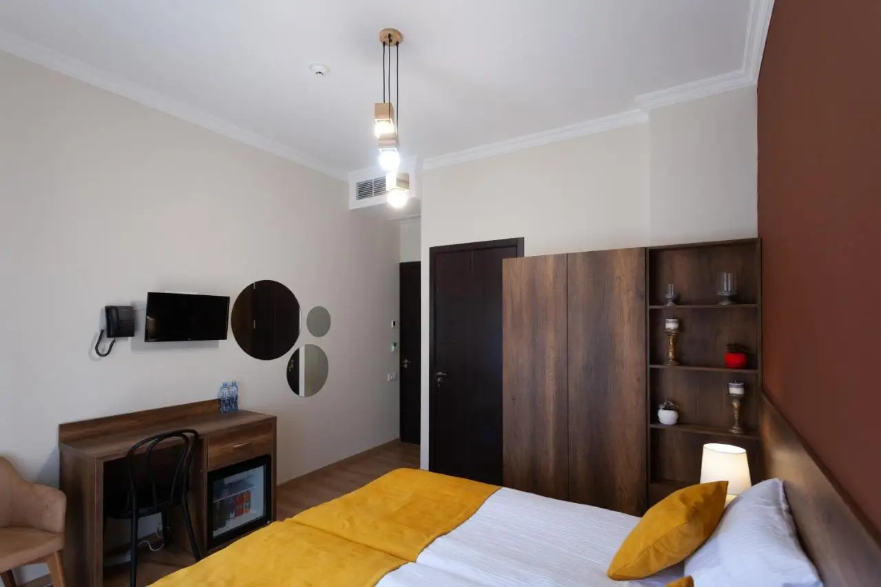 Hotel Avenue 106