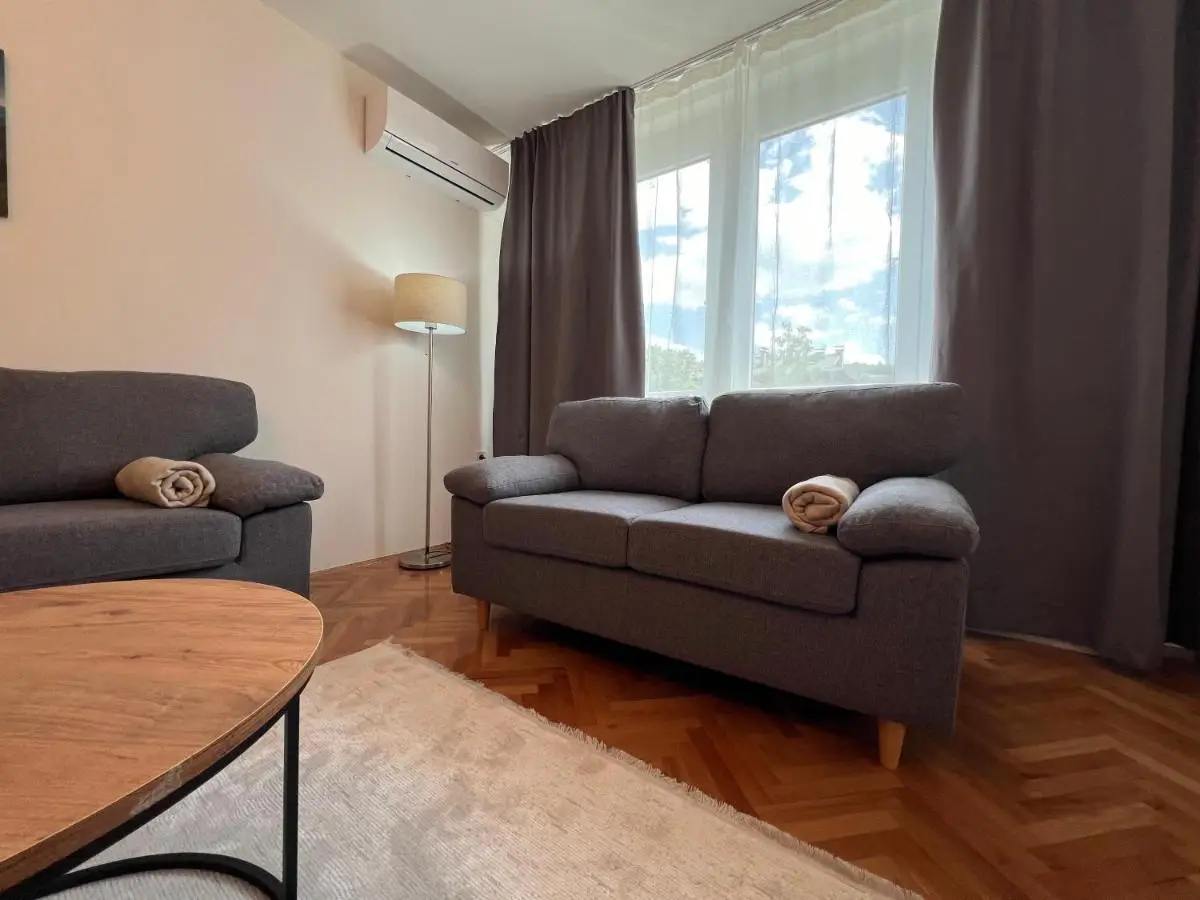 Modern Stay Grbavica - Quiet Area & Free Parking