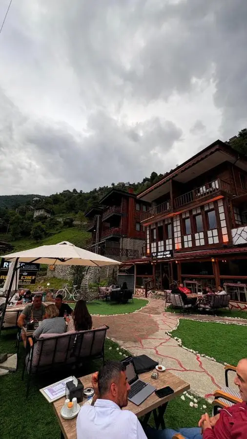 River Deluxe Botıque