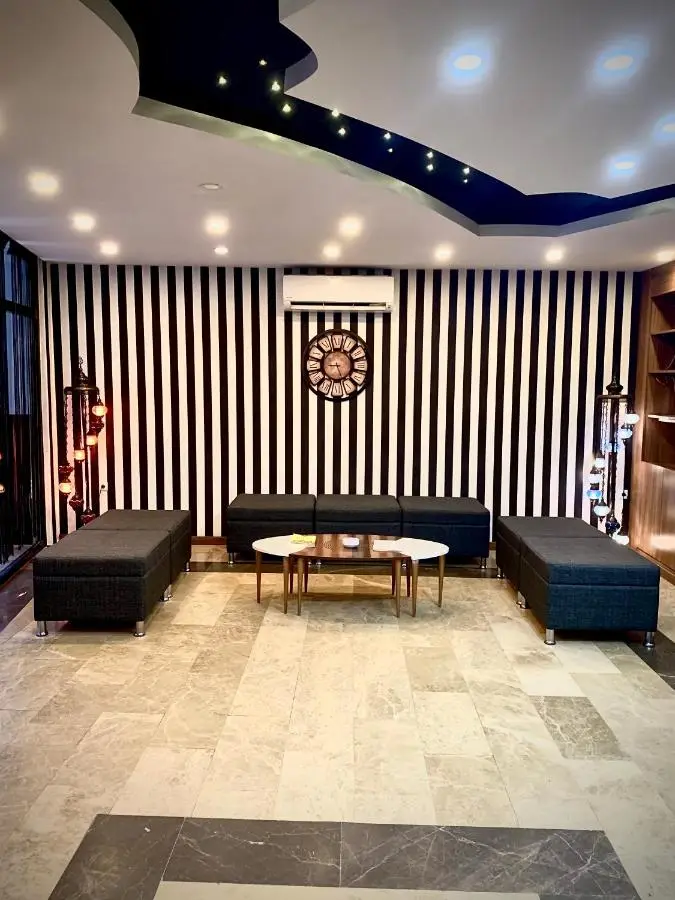 Express İnci Hotel