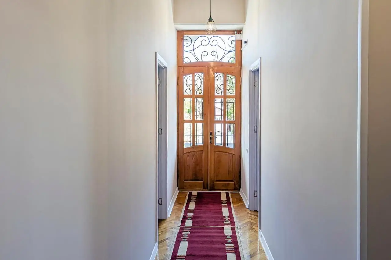 Guest House Sector 30