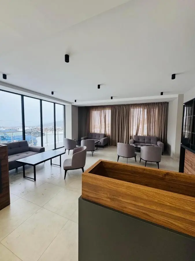 Crystal LOFT C