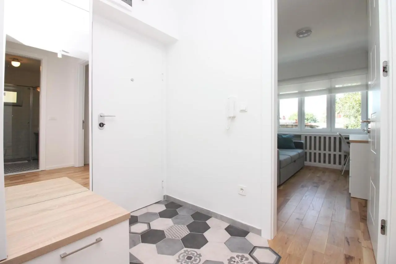 Sunshine Apartment