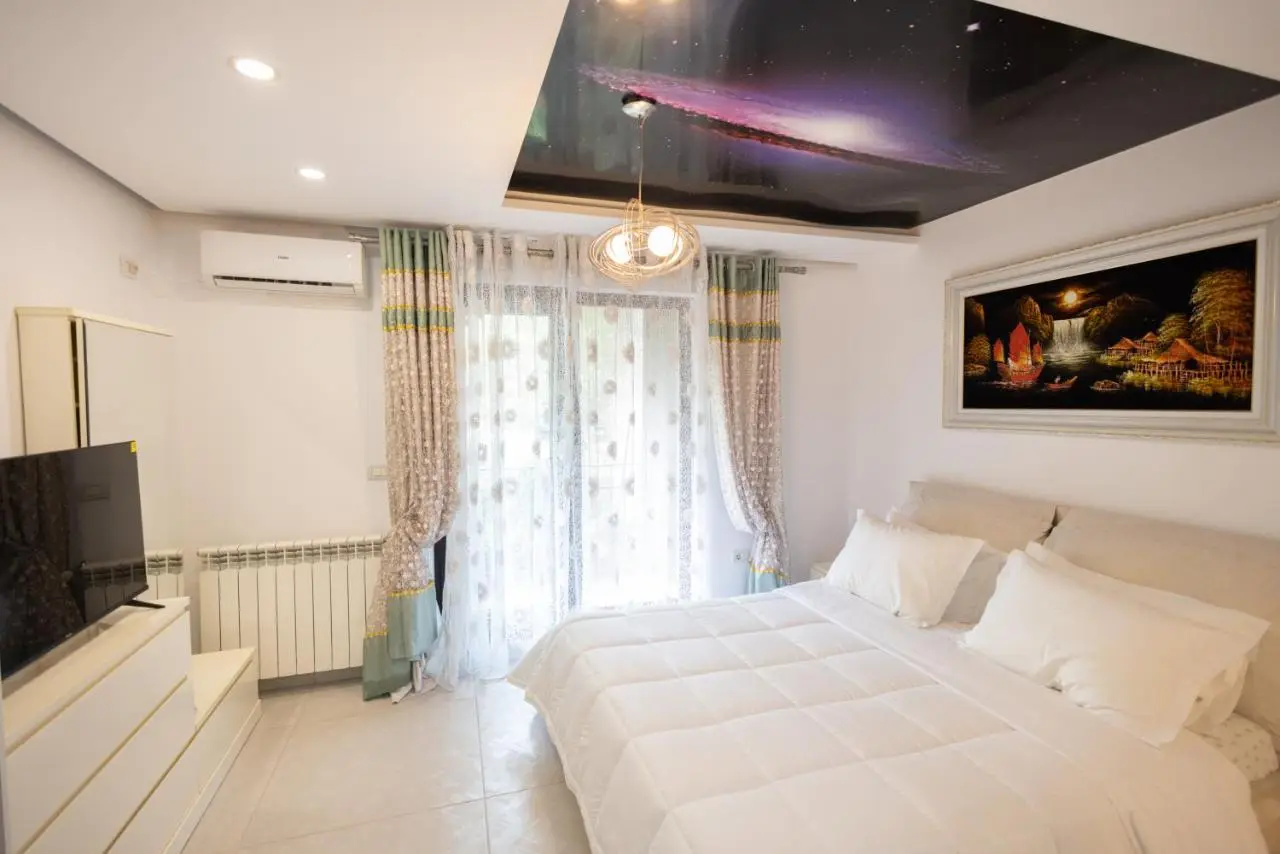 Apartment KLER-Elegant Stay Ali Demi