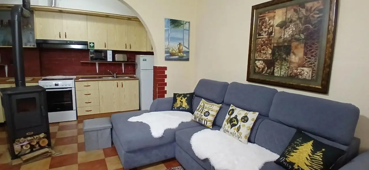 Fishta Villa and Apartments