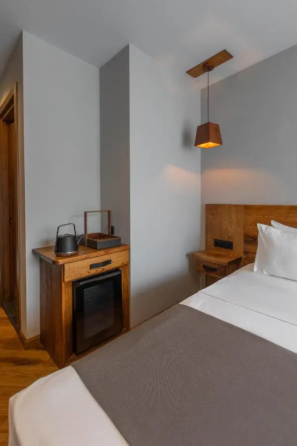 Lens Design Hotel