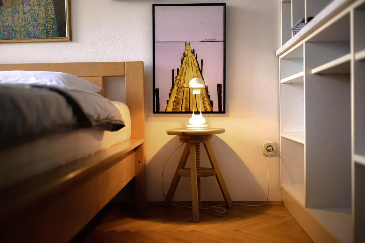 STUDIO APARTMENT SiLVER