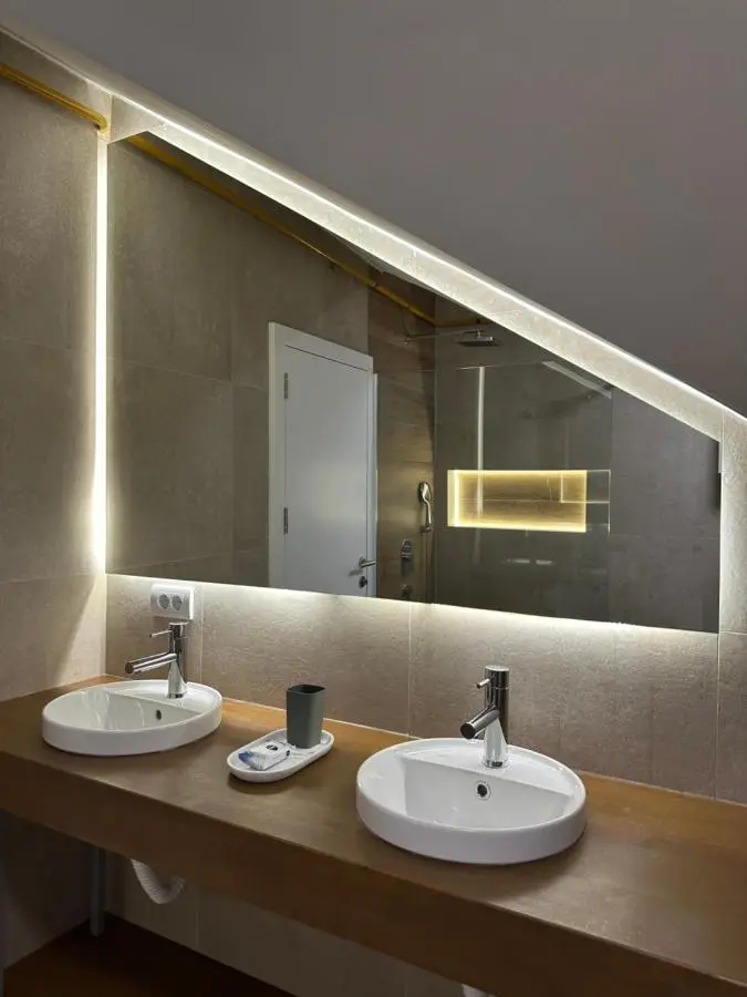 Kaizen's Central Apartments - Free Parking